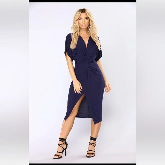 Fashion Nova Dresses & Skirts - Fashion Nova Knot Dress